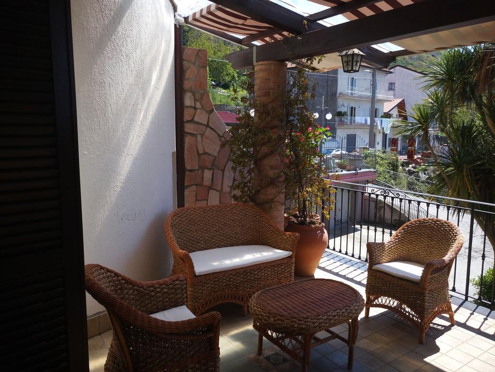 Villa Le Giare Ospitalita Diffusa Agerola Exterior foto